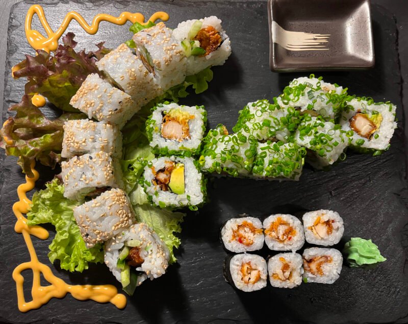 Crunchy Chicken Sushi Menü